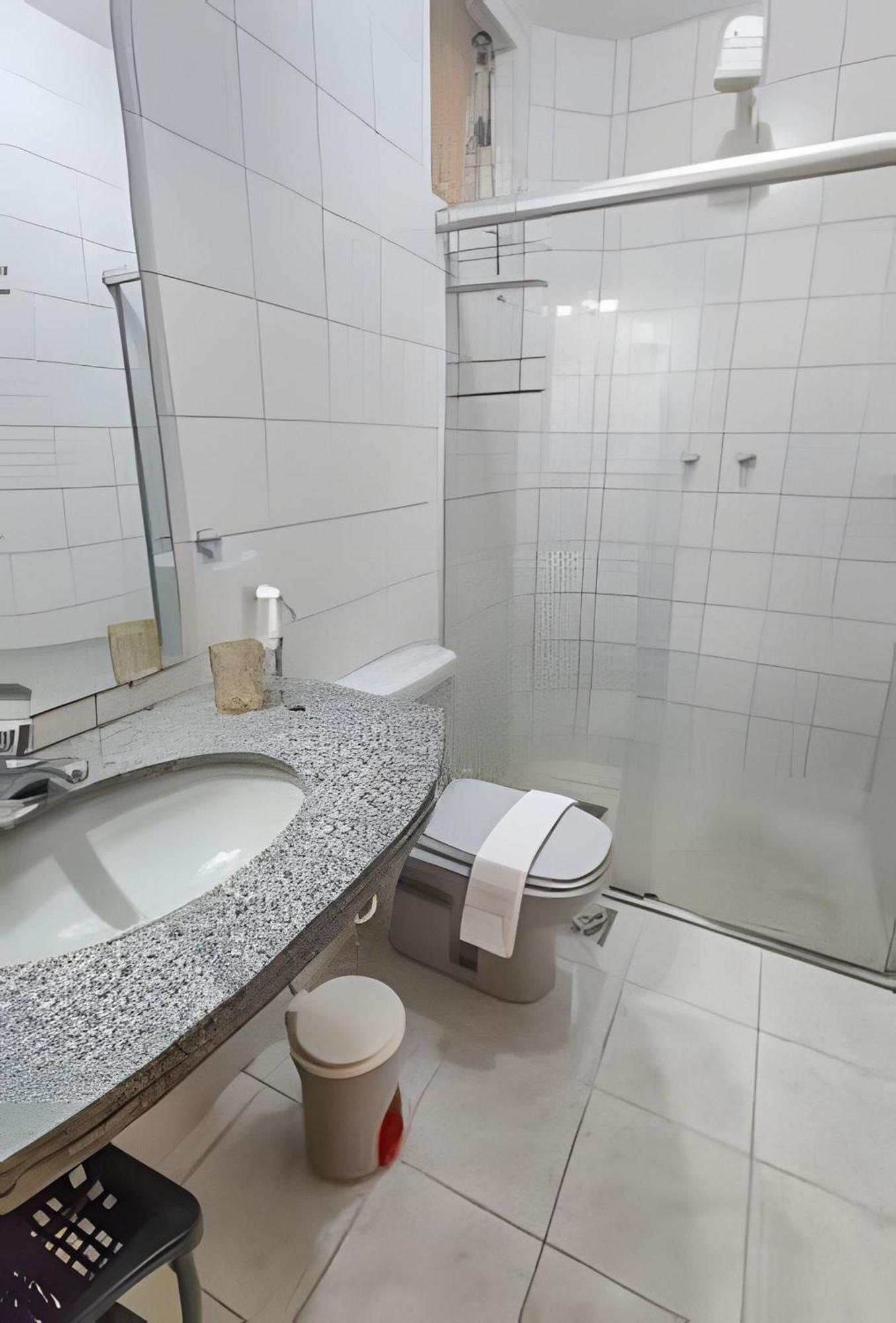 Em Frente A Praia De Taperapuan; Piscina; 1 Quarto; Wifi 300 Mbs; Estacionamento Gratuito 1 Veiculo Porto Seguro Esterno foto