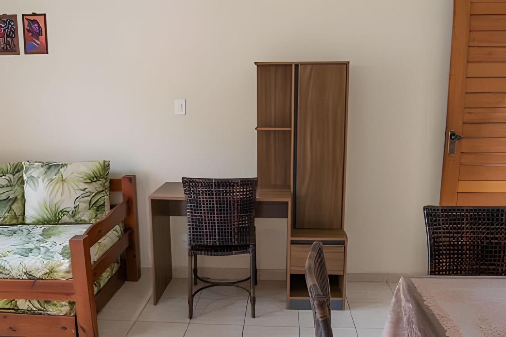 Em Frente A Praia De Taperapuan; Piscina; 1 Quarto; Wifi 300 Mbs; Estacionamento Gratuito 1 Veiculo Porto Seguro Esterno foto