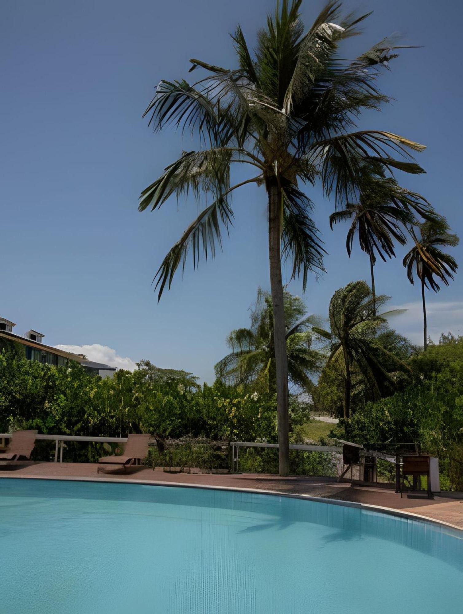 Em Frente A Praia De Taperapuan; Piscina; 1 Quarto; Wifi 300 Mbs; Estacionamento Gratuito 1 Veiculo Porto Seguro Esterno foto