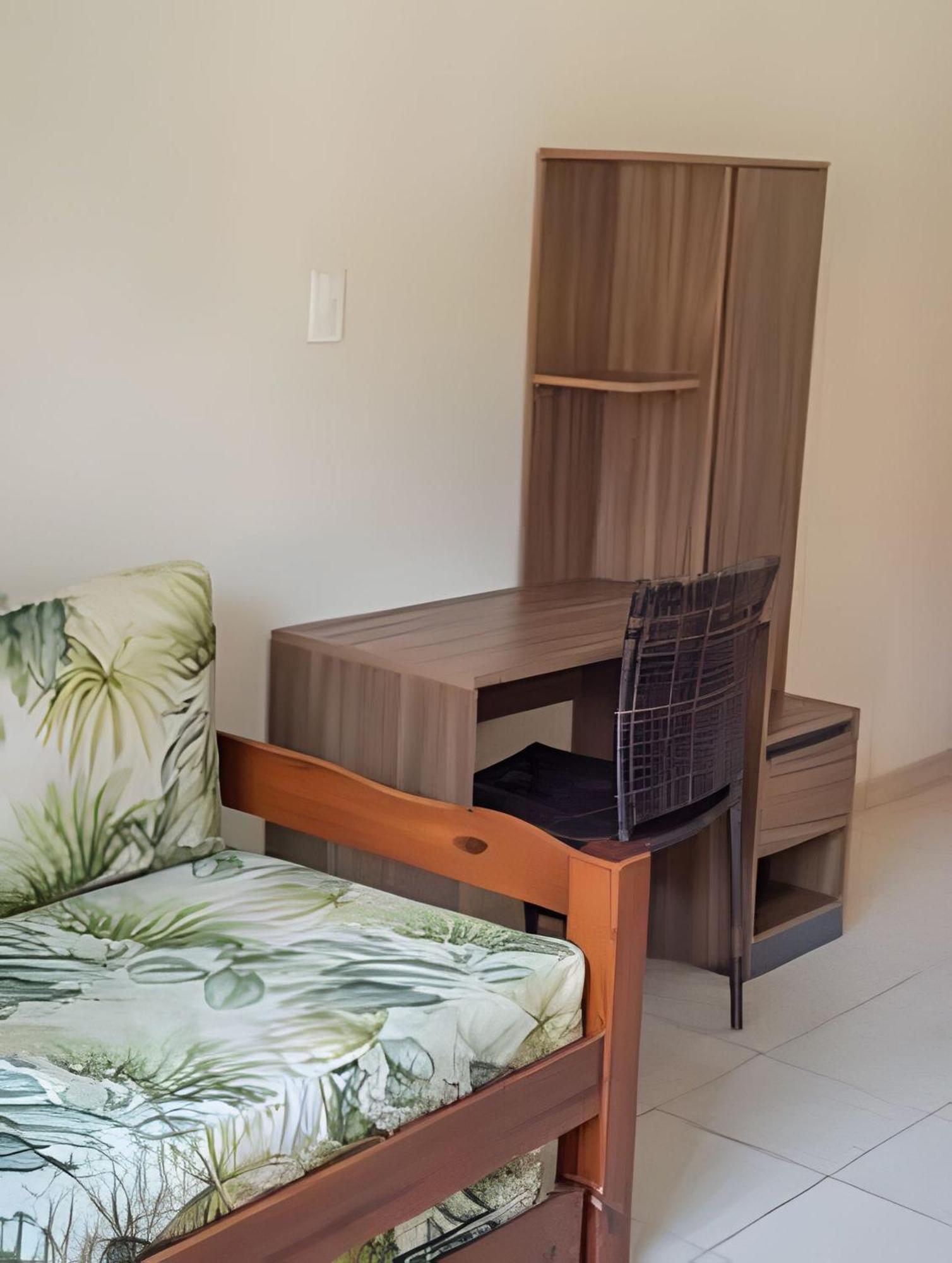 Em Frente A Praia De Taperapuan; Piscina; 1 Quarto; Wifi 300 Mbs; Estacionamento Gratuito 1 Veiculo Porto Seguro Esterno foto