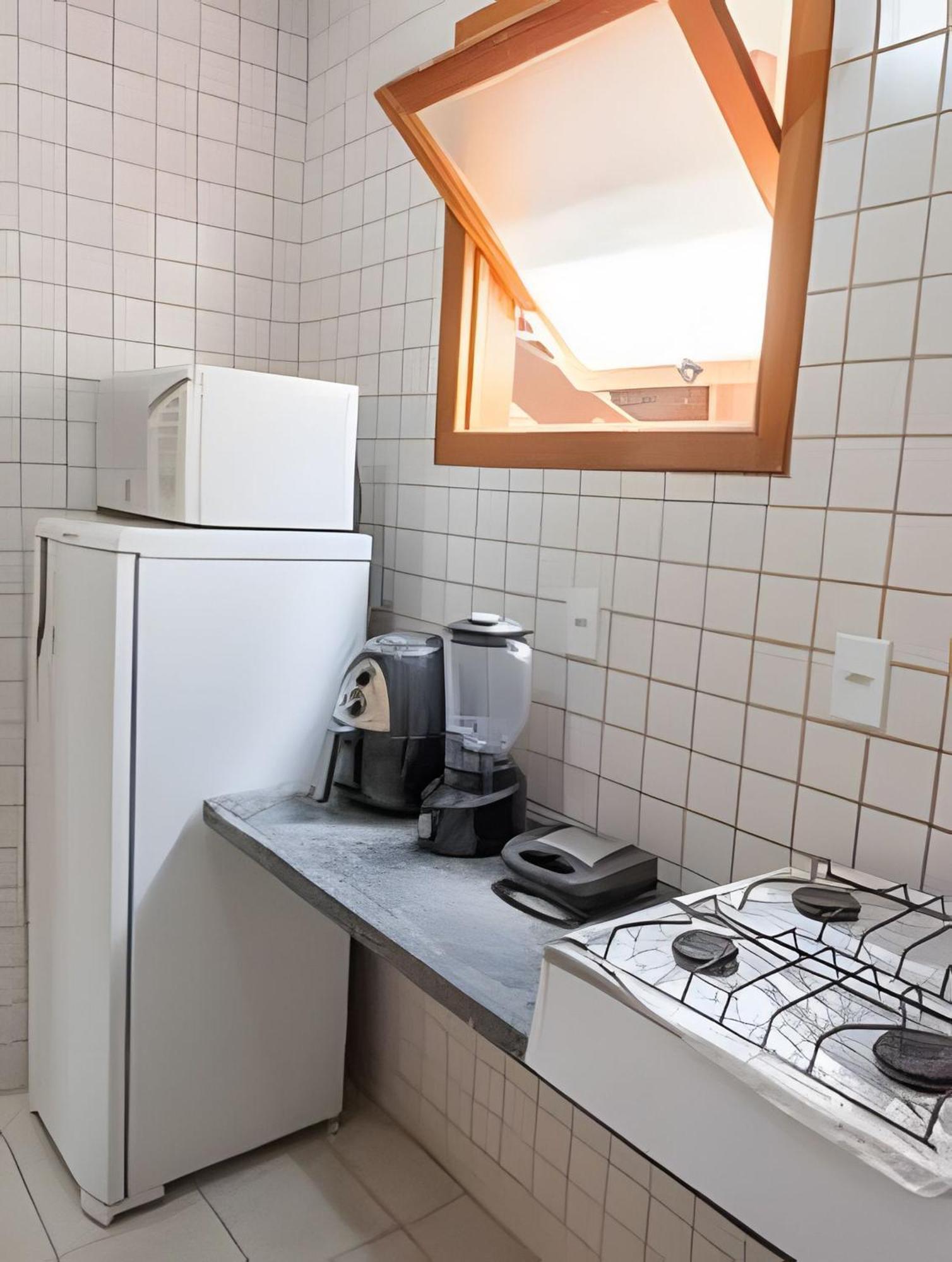 Em Frente A Praia De Taperapuan; Piscina; 1 Quarto; Wifi 300 Mbs; Estacionamento Gratuito 1 Veiculo Porto Seguro Esterno foto